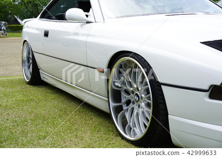 BMW旗艦車型850 Ci（E31）V12豪華轎跑車硬頂可伸縮 42999633