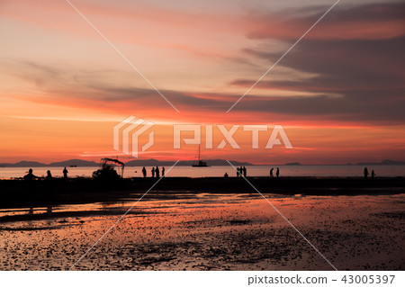 Sunset at Loh Dalum Bay, Krabi, Thailand. Sunset at Loh Dalum Bay, Krabi, Thailand. 43005397