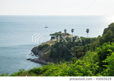 Rocks on the ocean coast at Promthep Cape. 43005629