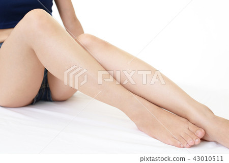 美麗的女人的腿 43010511