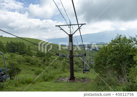 Gondola lift ski resort ski thaw snow smoke basket steam blue sky refreshed feeling change paid day off 43012756