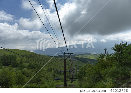 Gondola lift ski resort ski thaw snow smoke basket steam blue sky refreshed feeling change paid day off 43012758