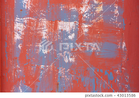 A painted iron plate 43013586