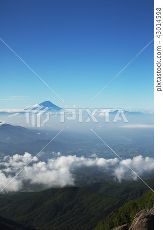 Mt. Fuji on the cloud 43014598