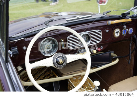 Volkswagen Type 1 Beatle Linear Cute Open Car 2 Seater Convertible Fashionable Foreign Car 1953 Volkswagen Type 1 Beatle Linear Cute Open Car 2 Seater Convertible Fashionable Foreign Car 1953 43015864