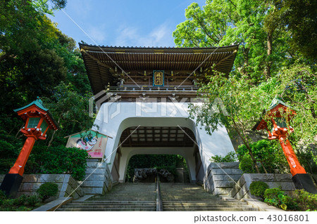 Ruisamon gate of Enoshima shrine 43016801