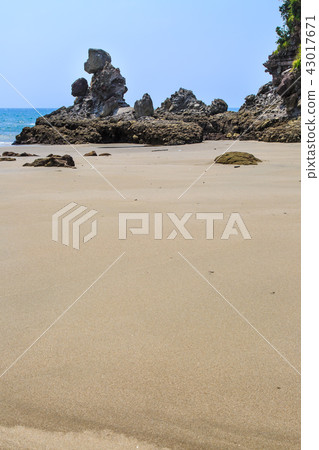 Ningyoiwa [Satsumasennai City, Kagoshima Prefecture] 43017671