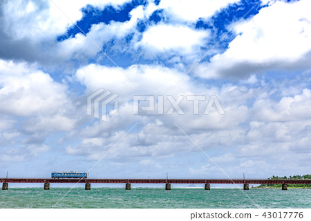 Yura River bridge 43017776