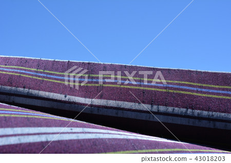 日本背景圖像素材,舊日本布料,紡織品,藍天背景 日本背景圖像素材,舊日本布料,紡織品,藍天背景 43018203