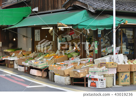 Shop Street的Greengrocer 43019236