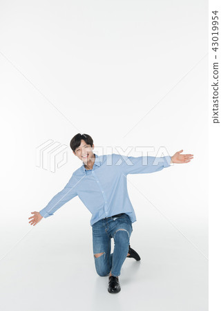 Boy, pose, expression 43019954
