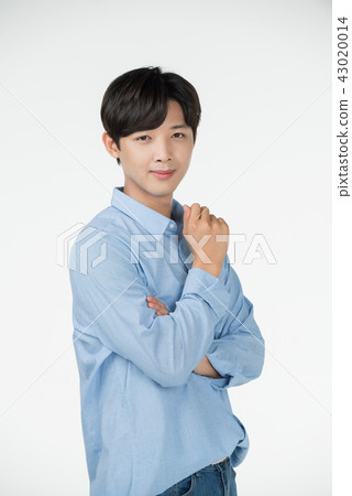 Boy, pose, expression Boy, pose, expression 43020014