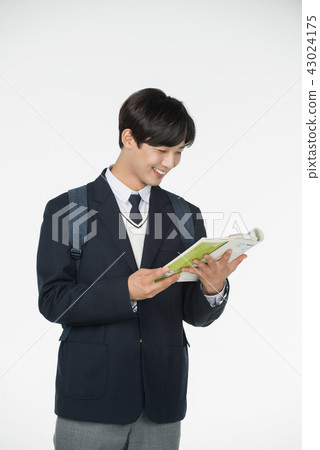 男孩，高中生 43024175