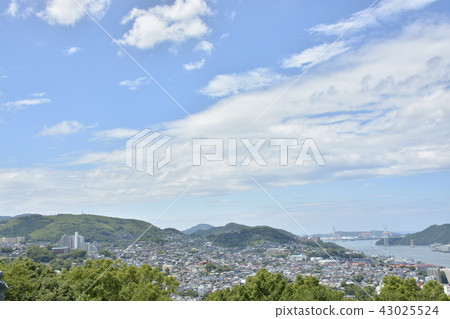 Urban landscape in downtown Nagasaki 43025524