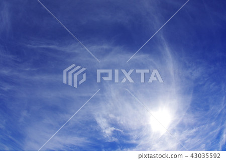 Clouds floating in the blue sky 43035592