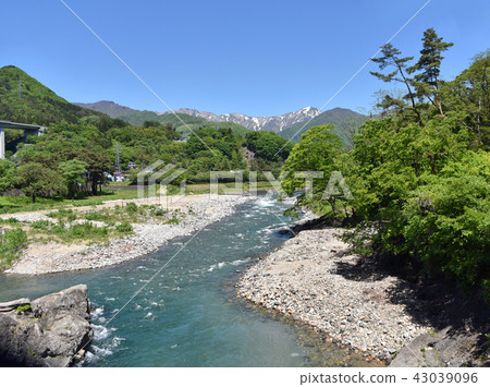 View of Tanigawa-dake from Tone River, Gumma Prefecture 43039096