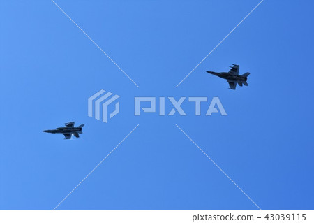 Dancing in the sky 43039115