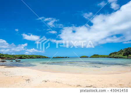 Iriomote Island star sand beach 43041458