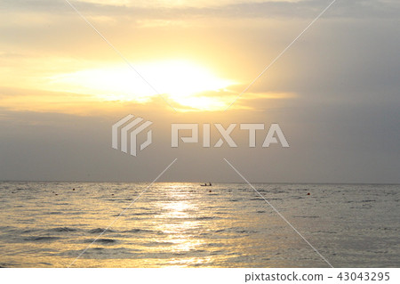 Background shot of aqua sea water surface 43043295