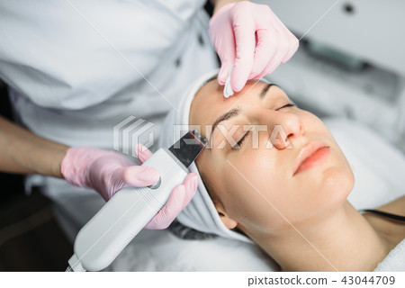Rejuvenation procedure, getting rid of wrinkles Rejuvenation procedure, getting rid of wrinkles 43044709