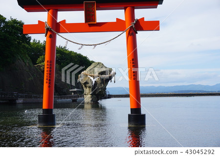 Etsuka Kamomejima嚴島神社和Bottine岩石 Etsuka Kamomejima嚴島神社和Bottine岩石 43045292
