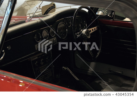 懷舊汽車司機的座位 懷舊汽車司機的座位 43045354