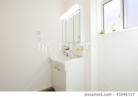 Bathroom with shower in model house Bathroom with shower in model house 43046337