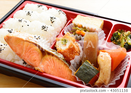 午餐盒的美味鮭魚的窗簾 43051138