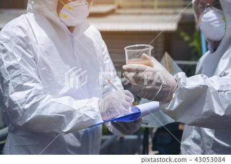 Scientists are examining the quality of waste Scientists are examining the quality of waste 43053084