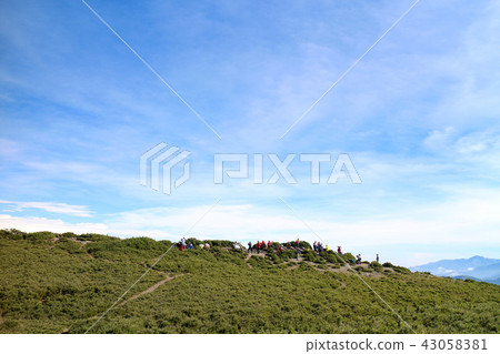 Hehuanshan scenery Baiyue Mountaineer 43058381