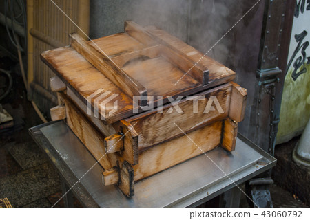 Steaming machine in Hasedera temple town 43060792