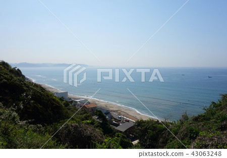 The sea seen from the hill in front of Kamakura High School The sea seen from the hill in front of Kamakura High School 43063248