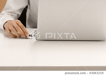 企業形象信息洩露 43063259