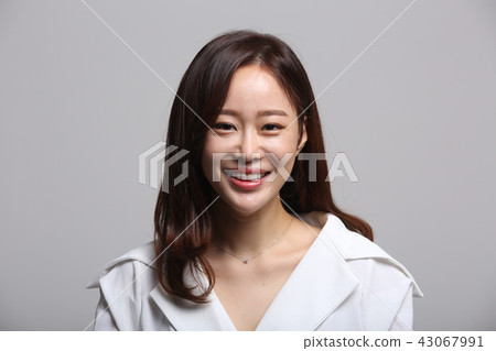 Asian young Korean woman, beautiful face, smile, smile, pure, pretty, joyful, joy, happiness, lover Asian young Korean woman, beautiful face, smile, smile, pure, pretty, joyful, joy, happiness, lover 43067991