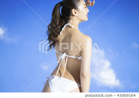 泳裝女性肖像 43069164