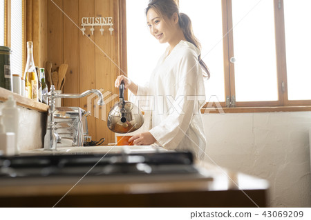 Relax Lifestyle Women Image Relax Lifestyle Women Image 43069209
