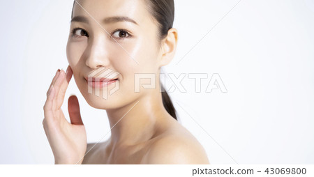 Female portrait beauty Female portrait beauty 43069800