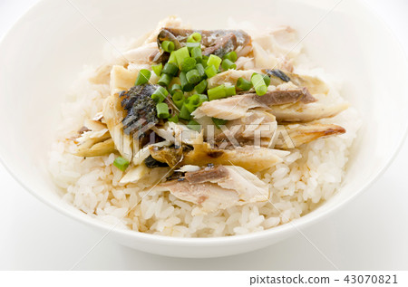 Salted crab meat crumbs bowls 43070821