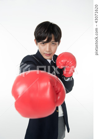 Victory, goal, boy 43071620