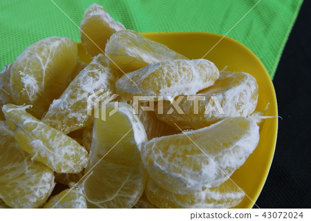fruits  43072024