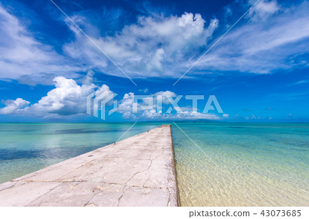 Taketomijima west pier 43073685
