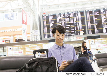 Airport wait time Airport wait time 43076251