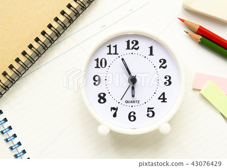 Study time clock education recurrent education relearning Study time clock education recurrent education relearning 43076429