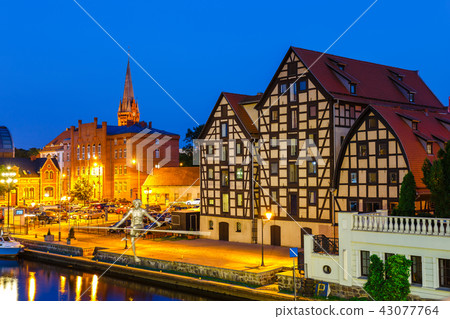 granaries at night in Bydgoszcz, Poland 43077764