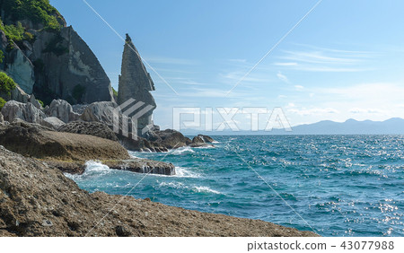 [Saimura, Shimokita Peninsula, Aomori Prefecture] Hittsubutsu: Hotokegaura is a landscape of paradise pure paradise with a variety of large and small strange rocks made by green tuff 43077988