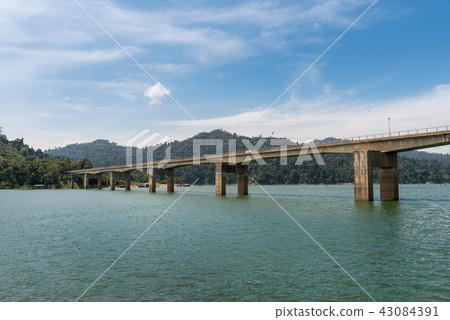 A concrete bridge at Lake Banding, Malaysia. A concrete bridge at Lake Banding, Malaysia. 43084391