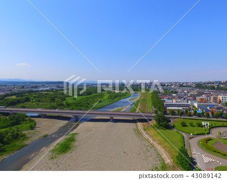 Aerial photograph taken over the Tama river - Aerial view with the drone (Tama River green area Fukuoka South Park / Tokyo Metropolitan Fussa City Minamidaden) 43089142