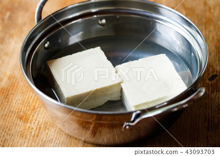 Cotton tofu in a pan 43093703