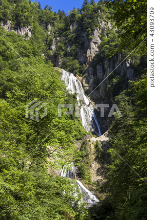 Hanamori Falls in Tianjin 43093709