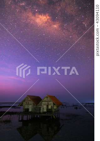 milky way with green light milky way with green light 43094110